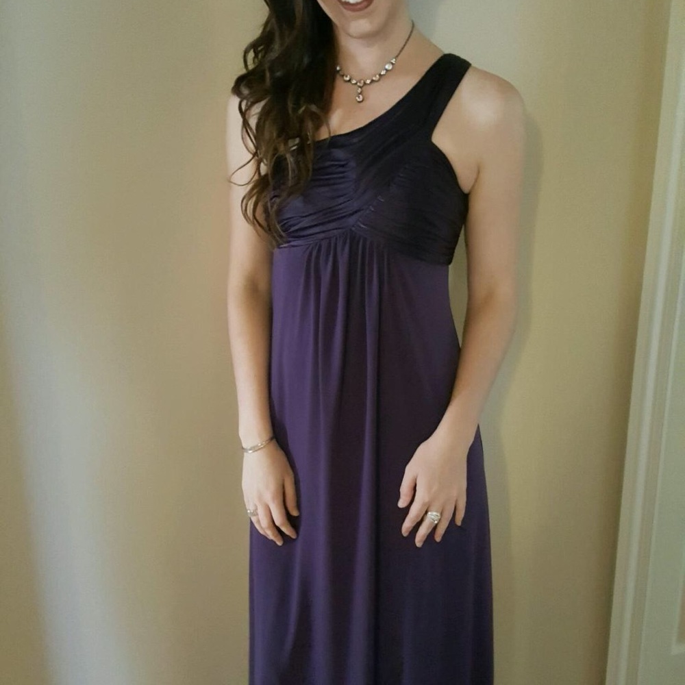 Long one-shoulder gown wedding prom